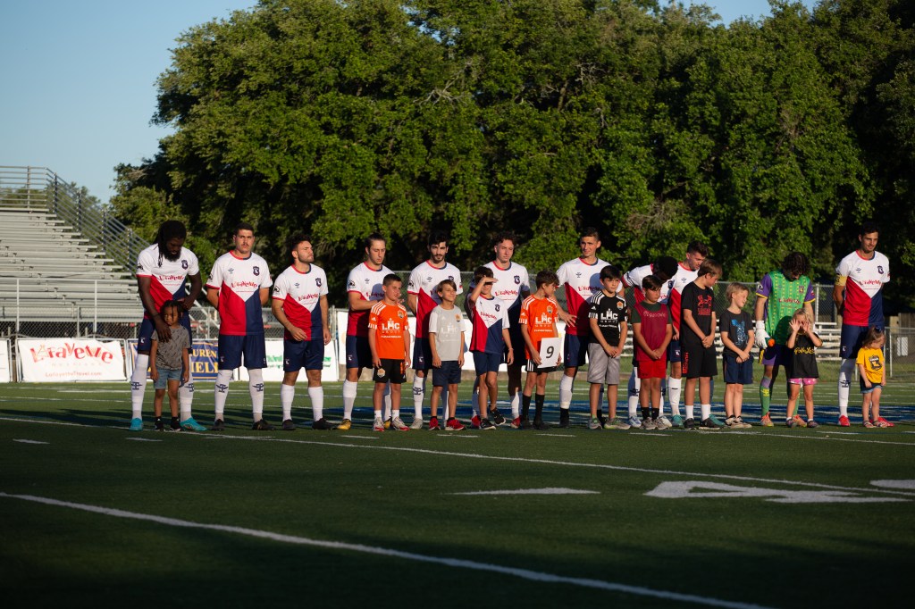 Picture of the LA Krewe FC team, which links out the facilities page